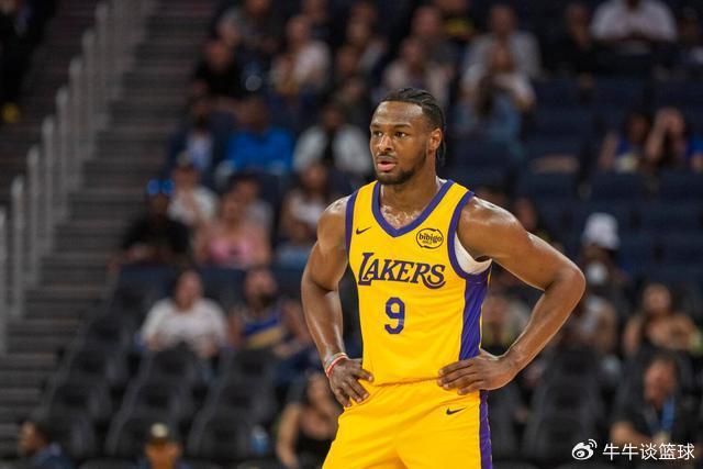 库里伤退砍26分普尔空砍38分 勇士送奇才9连败